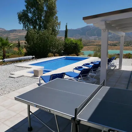 Villa Del *
