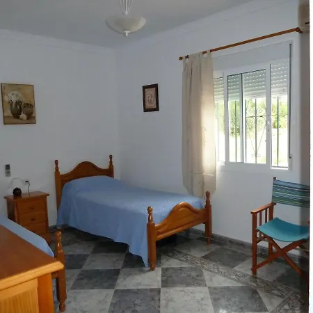 Del * Viñuela